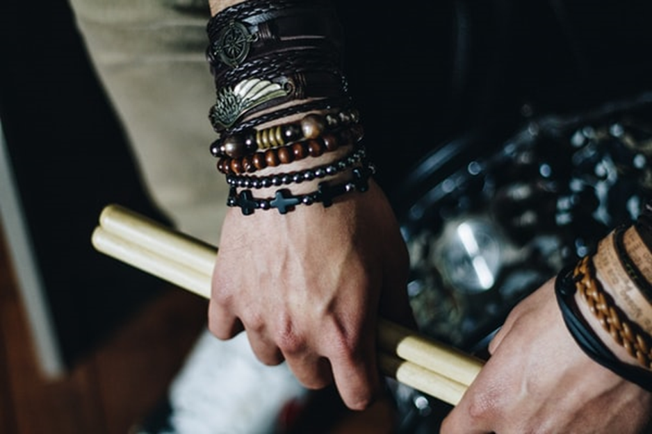 Mixing Bracelets and Metals